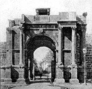 ARC DE TRIOMPHE  CARACALLA TEBESSA