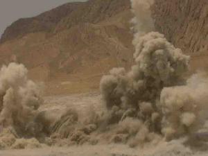 exploitation du phosphate avec l'explosif