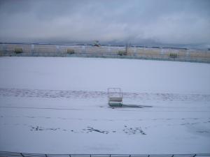 stade de tiaret en blanc