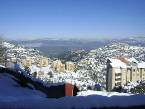 Larbaa Nath Irathen Sous la Neige