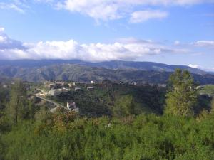 Ait Houelhadj (Thizra thimlaline, annar ntaklits)