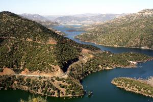 Taksebt Barrage, vu d Ait Freh