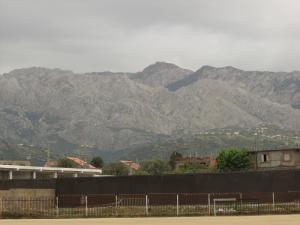 Anarar n Amecras (stade de Mechtras)