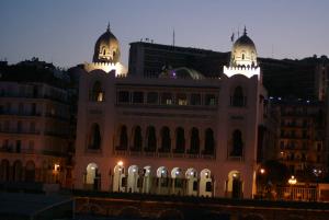la Grande Poste à Alger