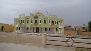 EDIFICE ETATIQUE  BIBLIOTHEQUE  VERS AIN OUSSERA DJELFA