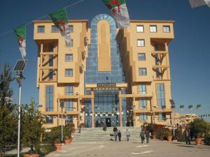 Bâtiment administratif à Djelfa