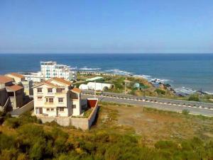 Vue sur l'hotel Bouhenche , Jijel