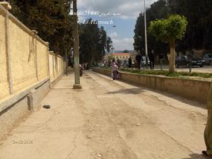 El-Harrouche  VERS LA MOSQUEE . PSYCHIATRIE ET LA DAIRA