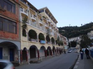 H?tel el Massir ? la Plage de Stora