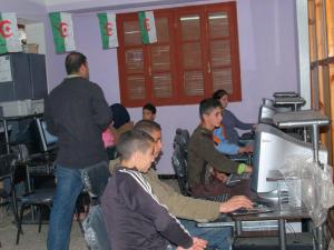 IGHIL-IGOULMIMENE CHACUN A SA PLACE DANS CET ESPACE