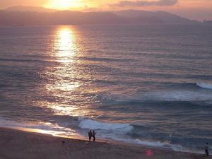 La Pêche au Coucher du Soleil