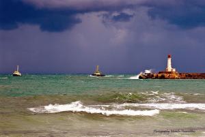 Le Phare Rouge