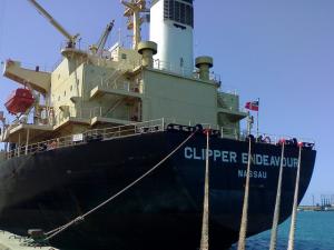 Pétrolier au Port de Skikda