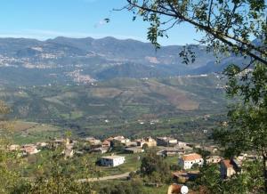 IGHIL IGOULMIMENE SE CONSTRUIT DE JOUR EN JOUR