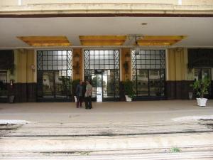Sidi-Bel-Abbes - La Gare - Porte d'entrée des quais
