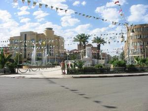Sidi-Bel-Abbes - Centre Ville - Monument au Morts
