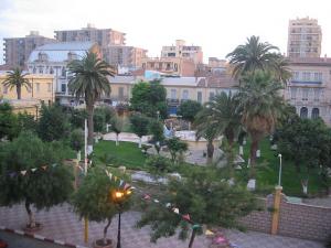 Sidi-Bel-Abbes - Centre Ville - Rue Prudon vers le Lycée Leclerc - Jardin de l'ancien cercle des Officiers