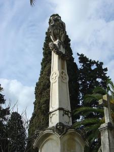 Stèle du cimetière chrétien à Annaba