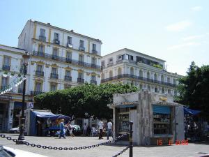 Place de la Révolution à Annaba