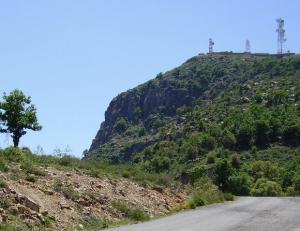 AU PIED DE MAOUNA (GUELMA)