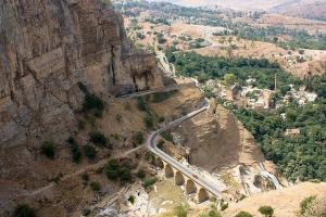 Vue depuis l'entrée de Constantine