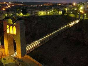 Pont de Constantine la nuit