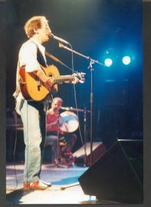 Ighil -Igoulmimene   CE SPECTACLE DU CHANTEUR IDIR RESTERA DANS MA MEMOIRE