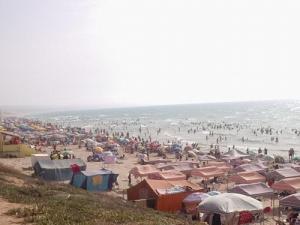 Plage  Les Sablettes  en période estivale
