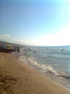 Plage Les Sablettes en Saison Estivale