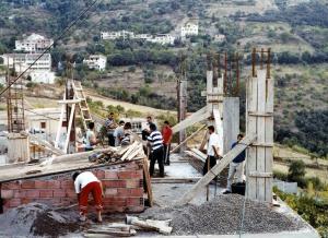 Ighil Igoulmimene LES VILLAGEOIS AU TRAVAIL