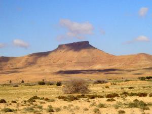 Unes Montagnes qui surplombent Msila