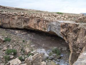 Grottes et Gouffres Géologiques à Msila