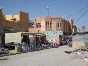 Marché des Effets Vestimentaires à Ouargla