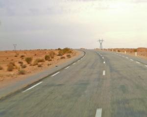 Route reliant Ourgla et Ghardaïa