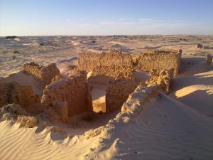 Ruines d'un ancien Fort près de Ouergla