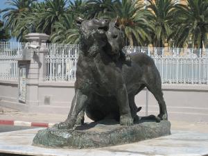 Statue des Deux Lions au Centre Ville d'Oran