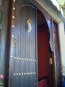 Entrée du Restaurant l'Alhambra (Oran)