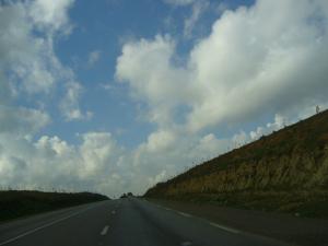 Sur la route entre Alger et Oran