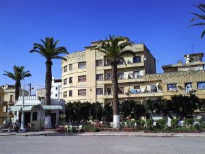 Face à  la Gare d'Oran