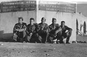 Soldats des Forces Alliées à Oran durant la Seconde Guerre Mondiale
