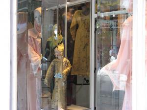 Magasin de Vêtements Féminins à Oran