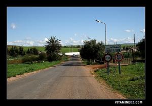 Entrée du village de Chaabat Ellham