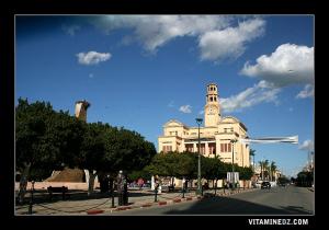 Hammam Bouhadjar, La place de la Mairie