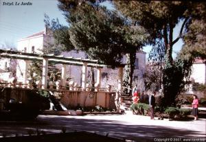 SOUGUEUR jardin publique