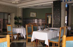 Canastel - Hôtel  Casino  - Salle du Restaurant