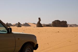 Phénomène d'érosion à Illizi