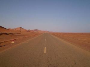 Tiguentourine. sur la Route entre Illizi et In Amenas