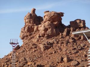 Rock brulé par le soleil (illizi)