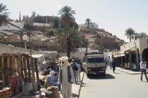 La citadelle coloniale de Djanet (Fort Charlet) vue depuis la ville