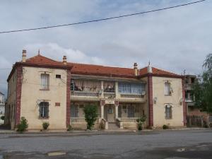 Ancienne Maison Coloniale à Bordj Bou Arrerij